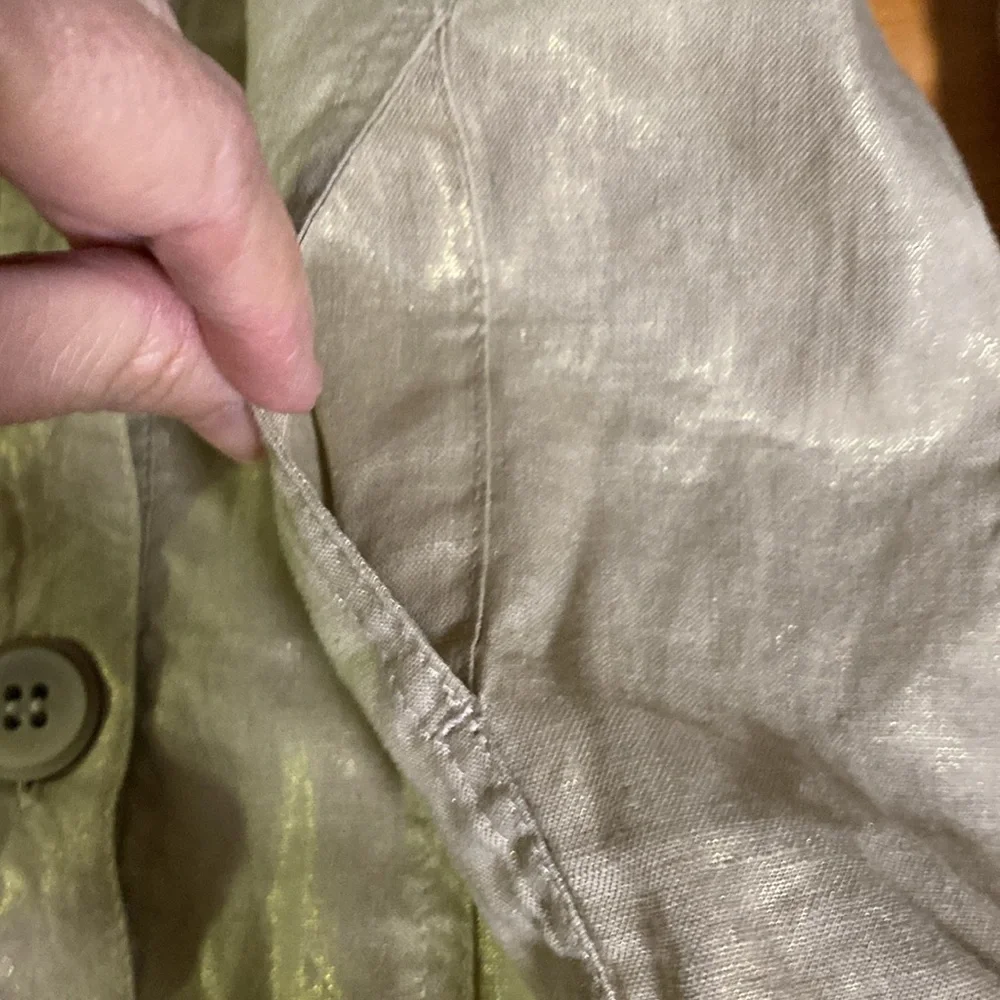 For Cynthia Small 100% Linen Jacket Small Button up Color is Tan